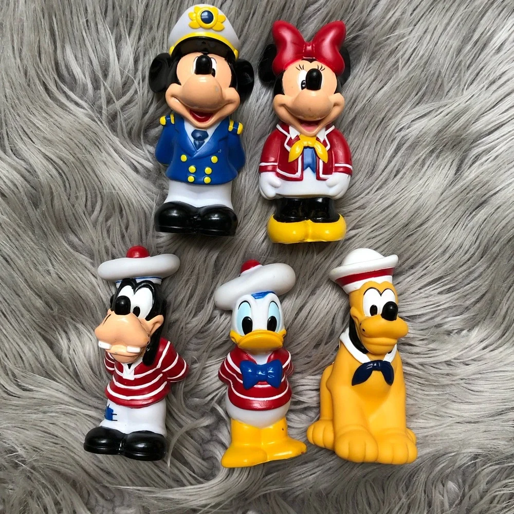 Disney Cruise Line Set of 5 PVC Figures: Micky, Minnie, Goofy, Donald, and Pluto